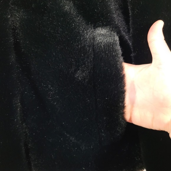 Zara Black Faux Fur Mock Neck Cropped Heavy Winter Jacket - Picture 6 of 13